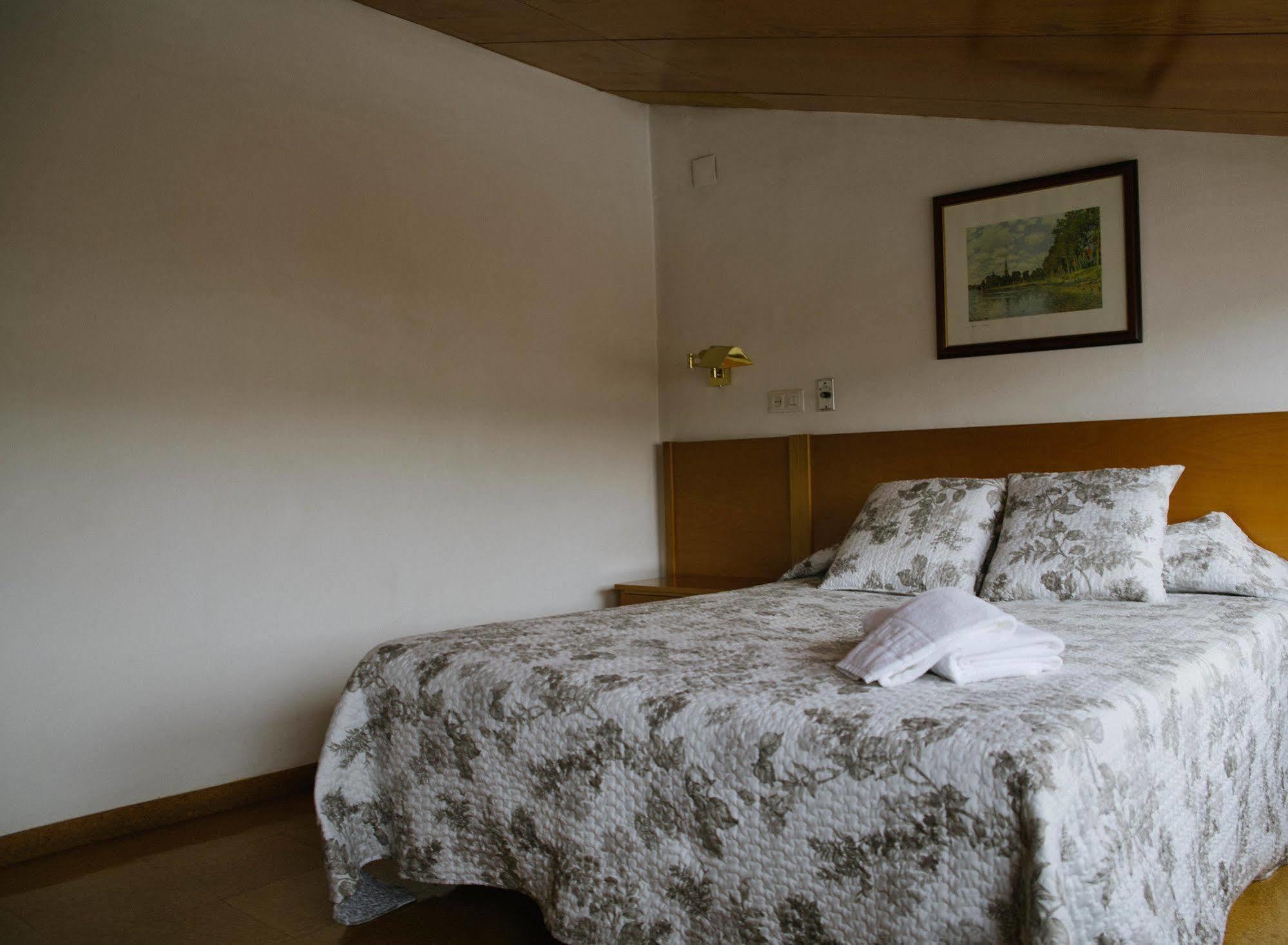 Hotel Sierra De 아레세나 외부 사진