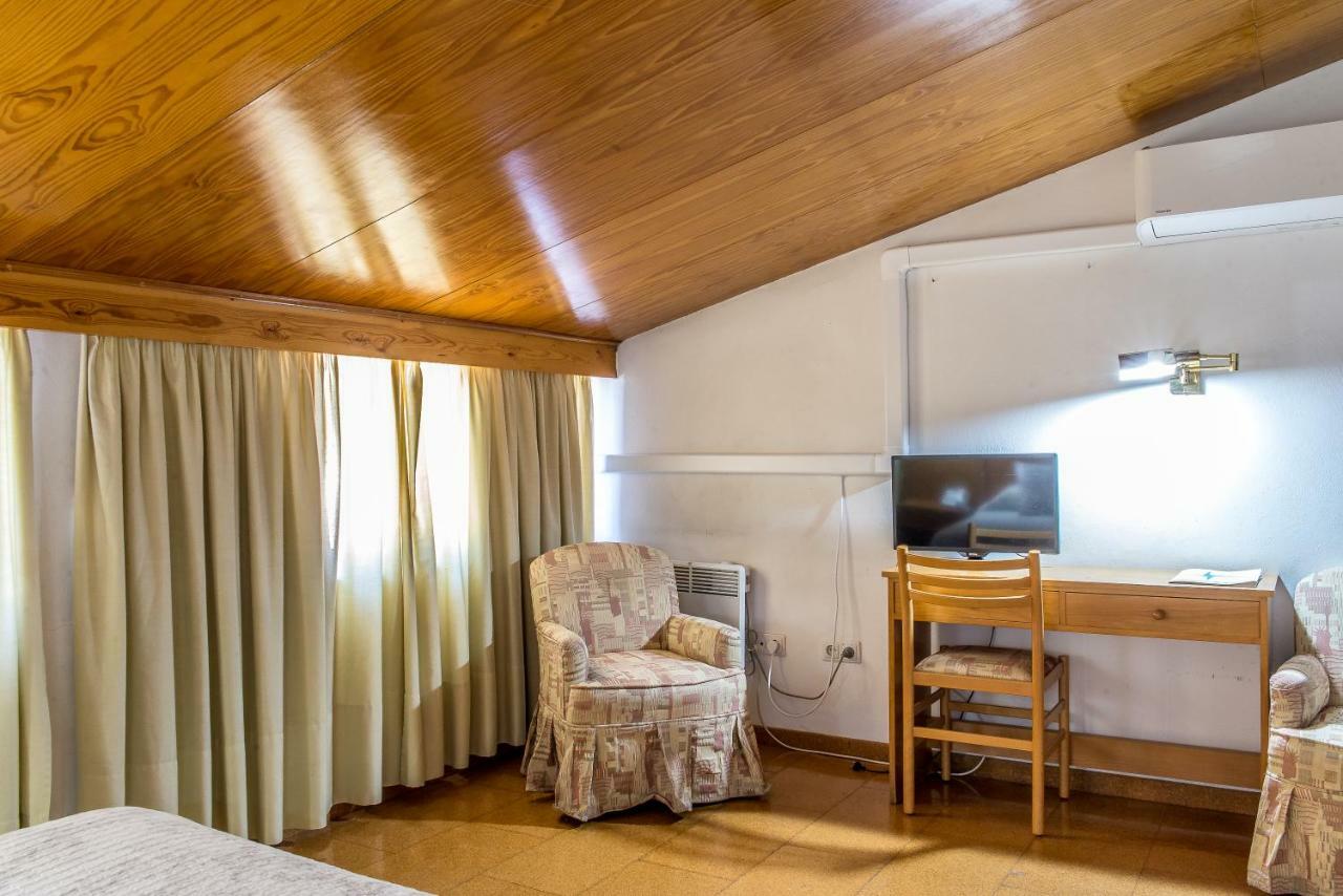 Hotel Sierra De 아레세나 외부 사진
