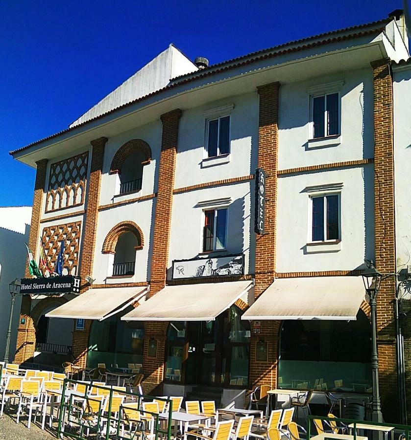 Hotel Sierra De 아레세나 외부 사진